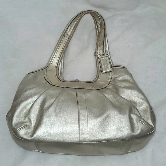 Coach Ergo Silver Metallic Pleated Leather Kisslock Shoulder Bag # 12831 - Picture 16 of 16